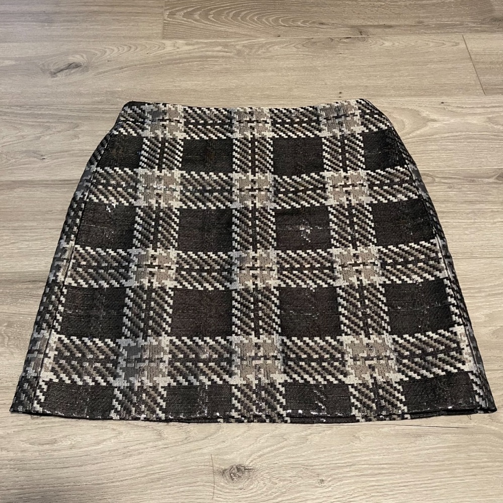 LOFT Plaid Mini Skirt Black Gray Silver Metalic with Back Zipper Size 6